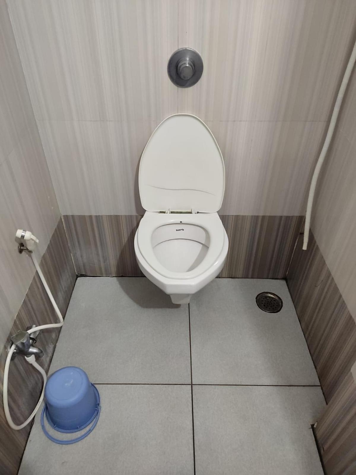 Hotel Yogiraj Shirdi Ngoại thất bức ảnh